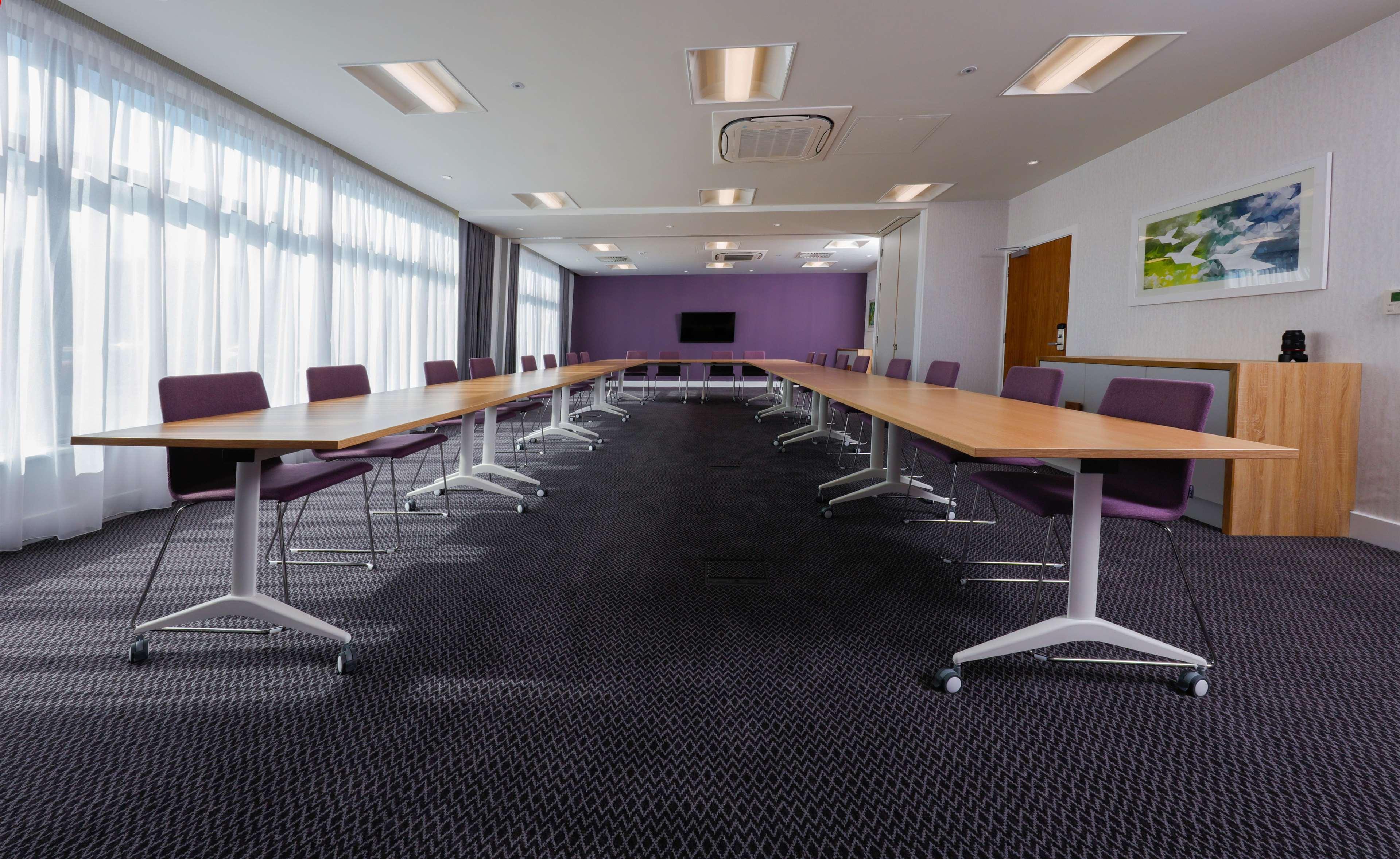 Hampton By Hilton Exeter Airport Hotel Woodbury Eksteriør billede