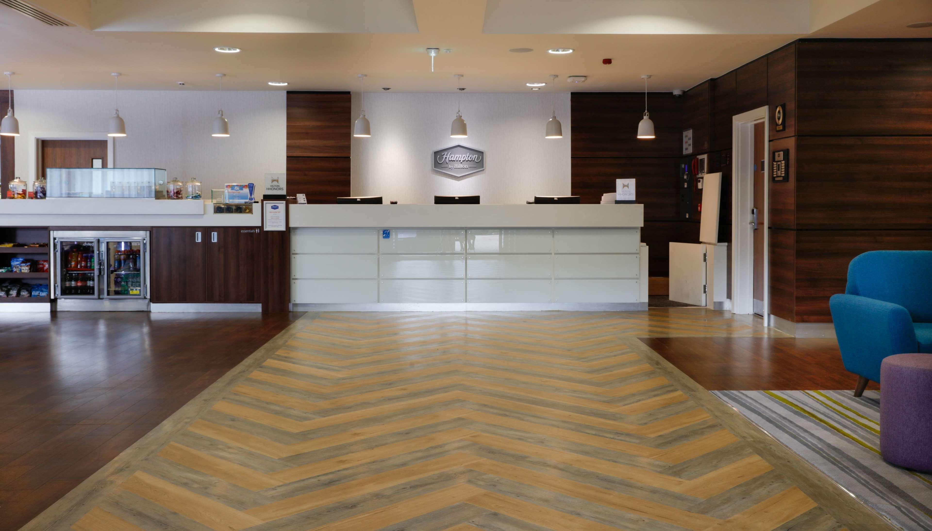 Hampton By Hilton Exeter Airport Hotel Woodbury Eksteriør billede