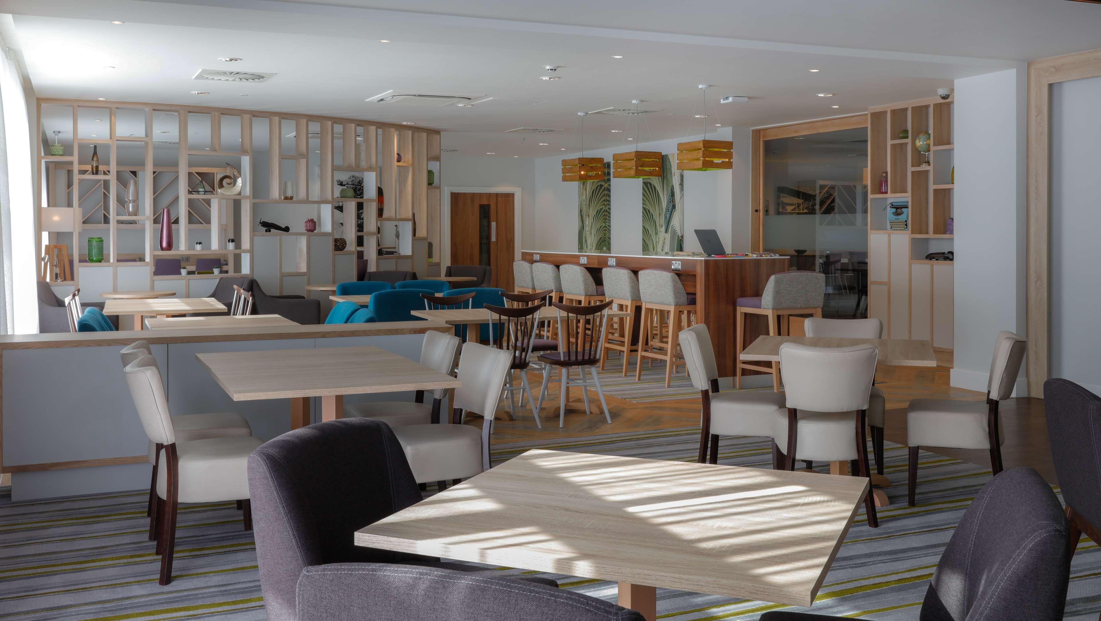Hampton By Hilton Exeter Airport Hotel Woodbury Eksteriør billede