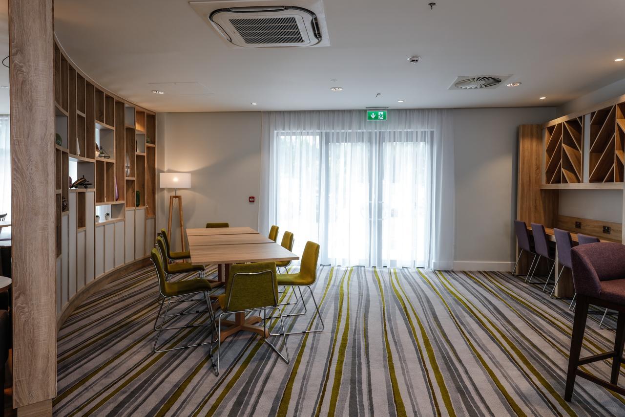 Hampton By Hilton Exeter Airport Hotel Woodbury Eksteriør billede