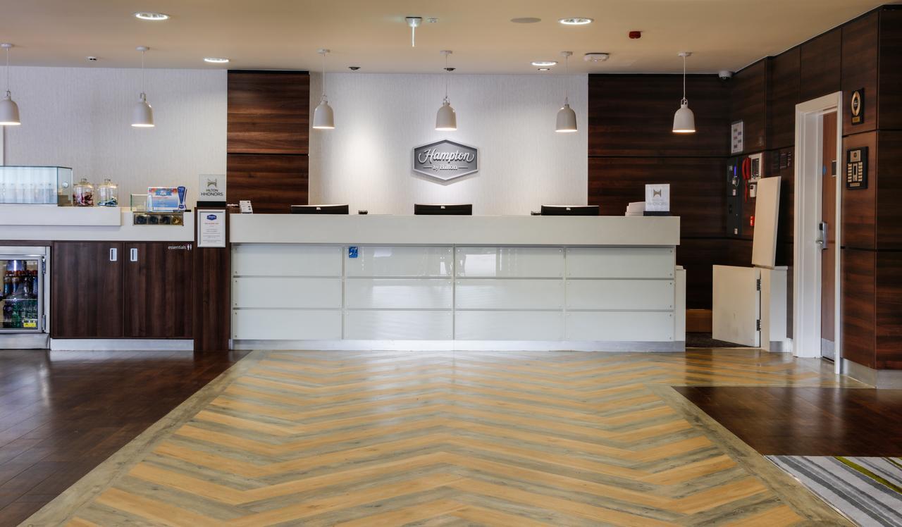Hampton By Hilton Exeter Airport Hotel Woodbury Eksteriør billede