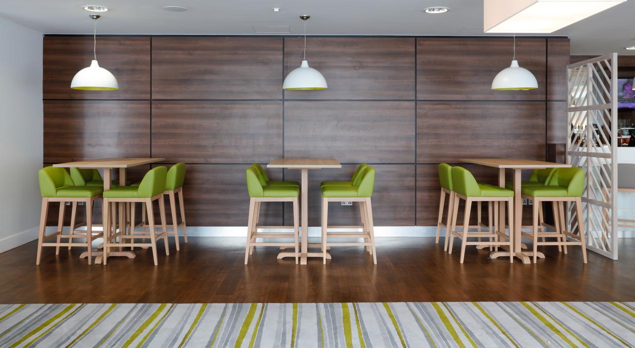 Hampton By Hilton Exeter Airport Hotel Woodbury Eksteriør billede