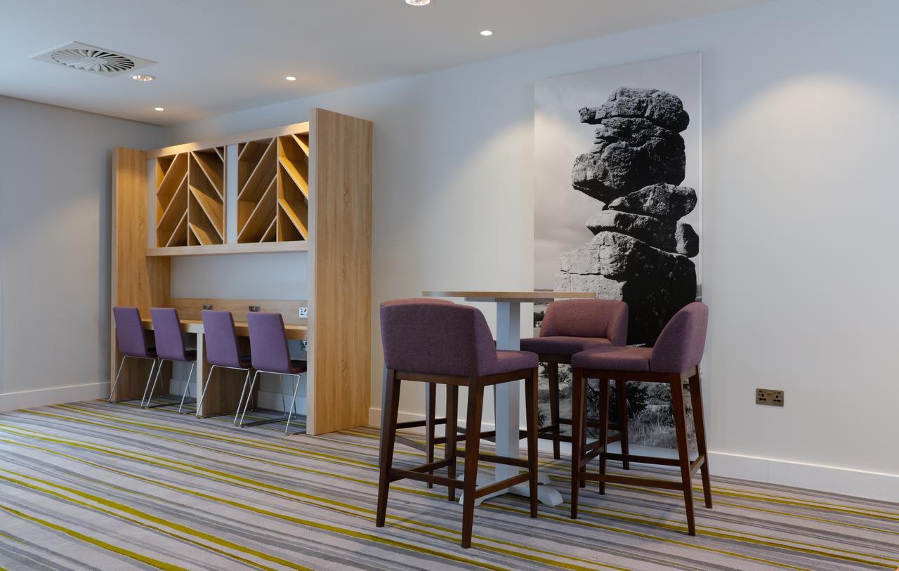 Hampton By Hilton Exeter Airport Hotel Woodbury Eksteriør billede