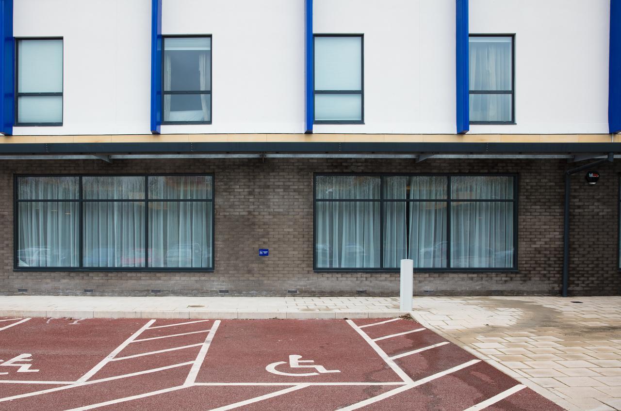 Hampton By Hilton Exeter Airport Hotel Woodbury Eksteriør billede